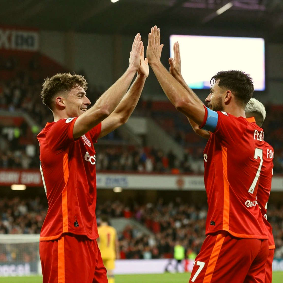 Dumfries Between Two Selves: When a Full-Back Is Misplaced and a Story Is Misreported Dumfries Between Two Selves: When a Full-Back Is Misplaced and a Story Is Misreported