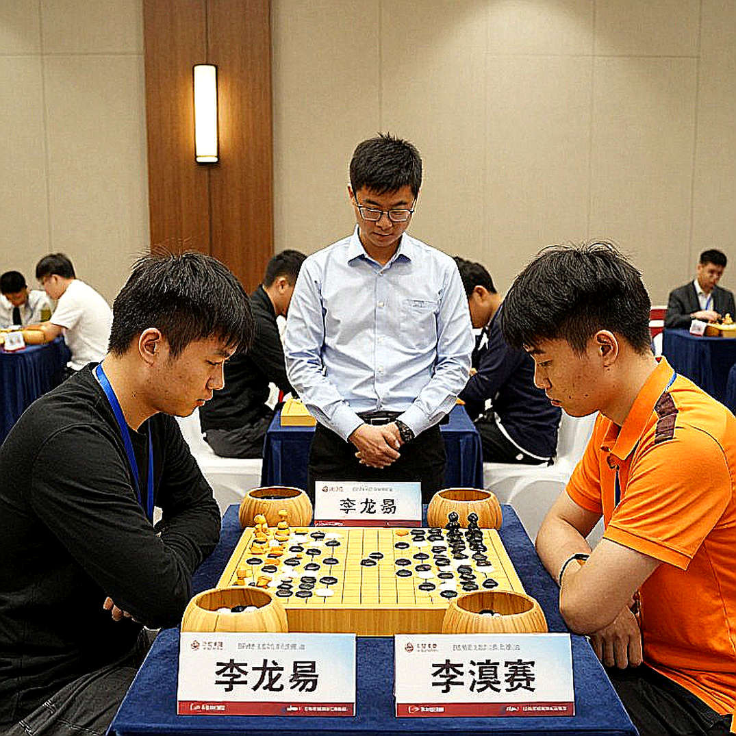 ChessBase Magazine số 225: 27 ván cờ ngắn từ Praha và phần dữ liệu không ai tua lại