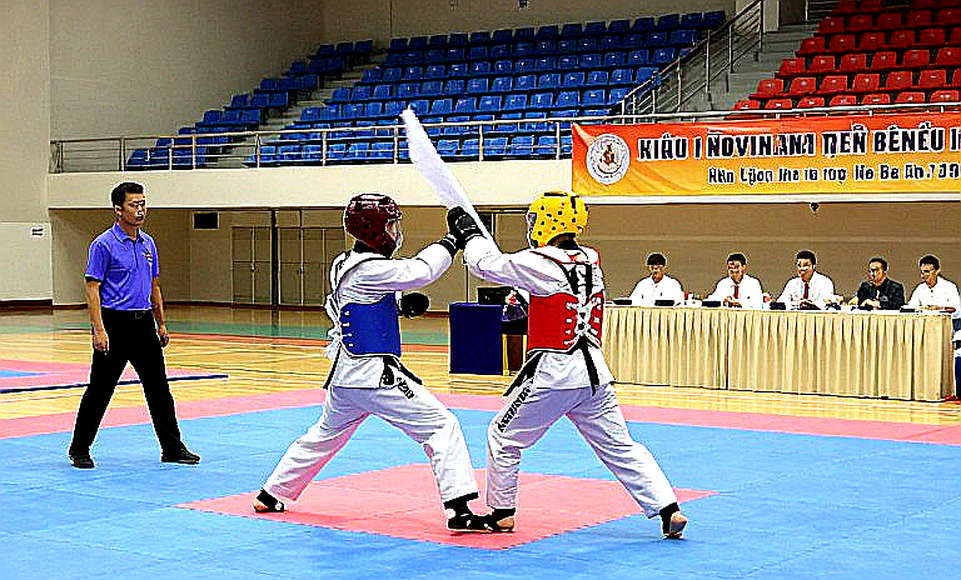 44 tuổi Buakaw vẫn hạ cao thủ Trung Quốc hai lần: Bản án cơ thể viết cho một huyền thoại
