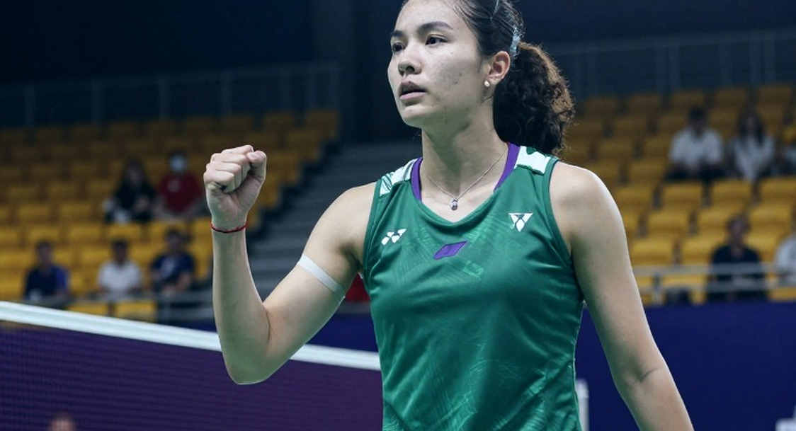 Alwi Farhan tập với Kento Momota trước Asian Games 2026: bài học không nằm trên tiêu đề
