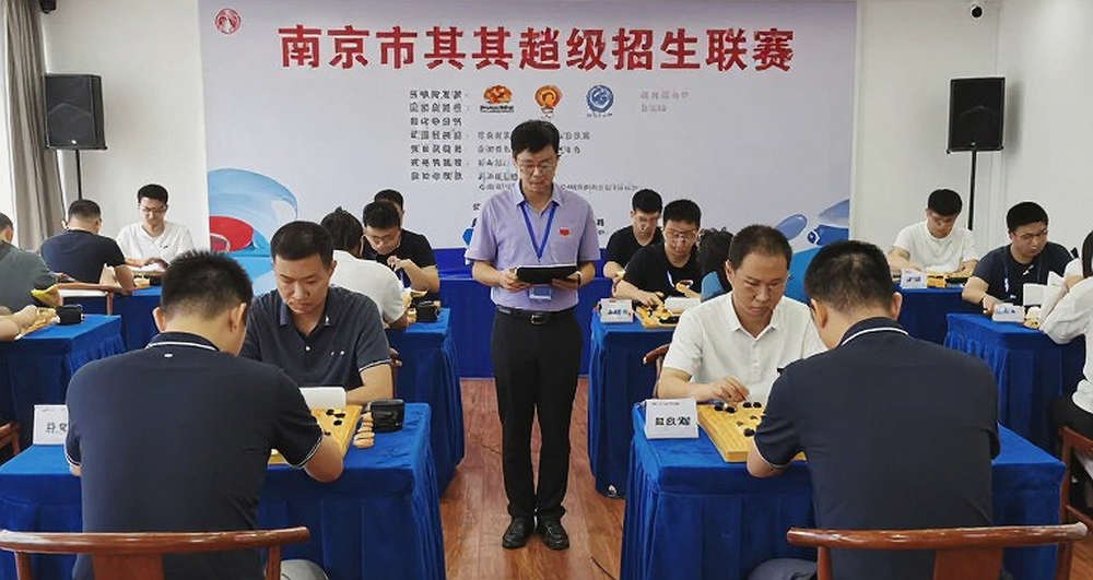 ChessBase Magazine số 225: Prague, Saint Louis và cuộc chiến giành lấy sự chú ý của người học cờ