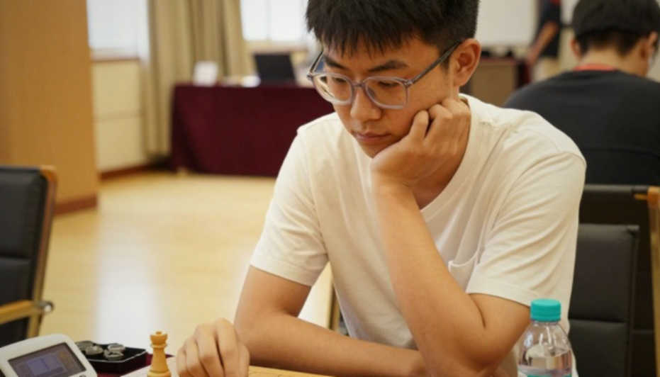 ChessBase Magazine số 225: Khi bìa gọi tên Bent Larsen, còn mục lục dẫn tới Prague 2026