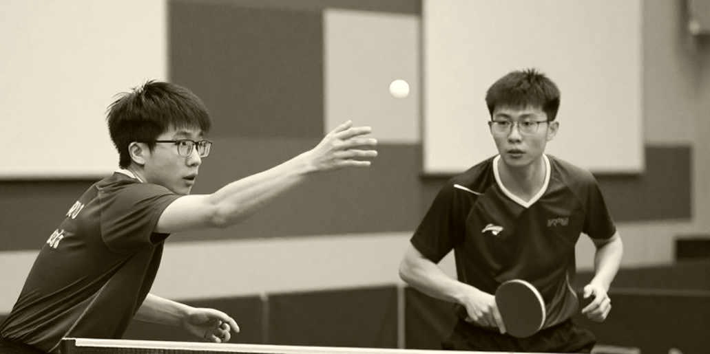 Manush Shah và Manav Thakkar: Hai ván mở màn thua đúng hai điểm và nghịch lý đơn – đôi trước Á vận hội 2026 Manush Shah và Manav Thakkar: Hai ván mở màn thua đúng hai điểm và nghịch lý đơn – đôi trước Á vận hội 2026