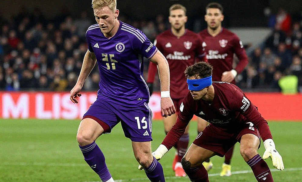 V.League 1 và khoảng trống dữ liệu: Bóng đá Việt Nam đang mua cầu thủ bằng ký ức
