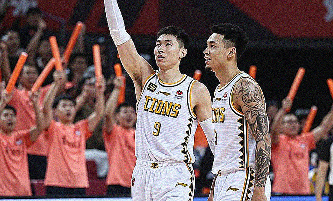 Olympiacos vô địch Siêu cúp Hy Lạp lần thứ 5 liên tiếp, Cedi Osman nói về trọng tài và bài toán 24 giờ của PAOK