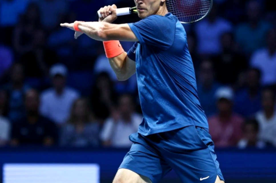 Monfils 40 tuổi vẫn khiến thời gian phải dừng lại: Chiến thắng lịch sử tại US Open Monfils 40 tuổi vẫn khiến thời gian phải dừng lại: Chiến thắng lịch sử tại US Open