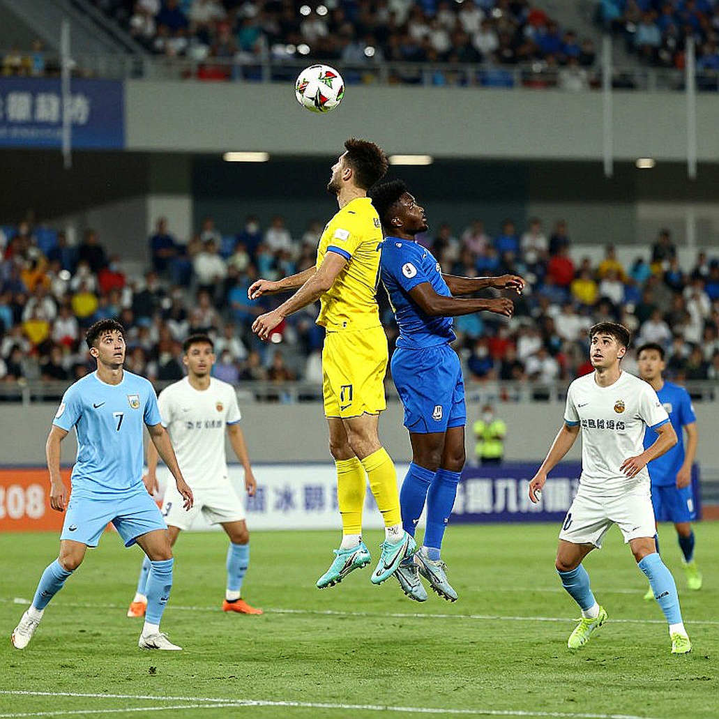 V-League 2026: Khi dòng tiền Thái Lan định hình lại bóng đá Việt Nam V-League 2026: Khi dòng tiền Thái Lan định hình lại bóng đá Việt Nam