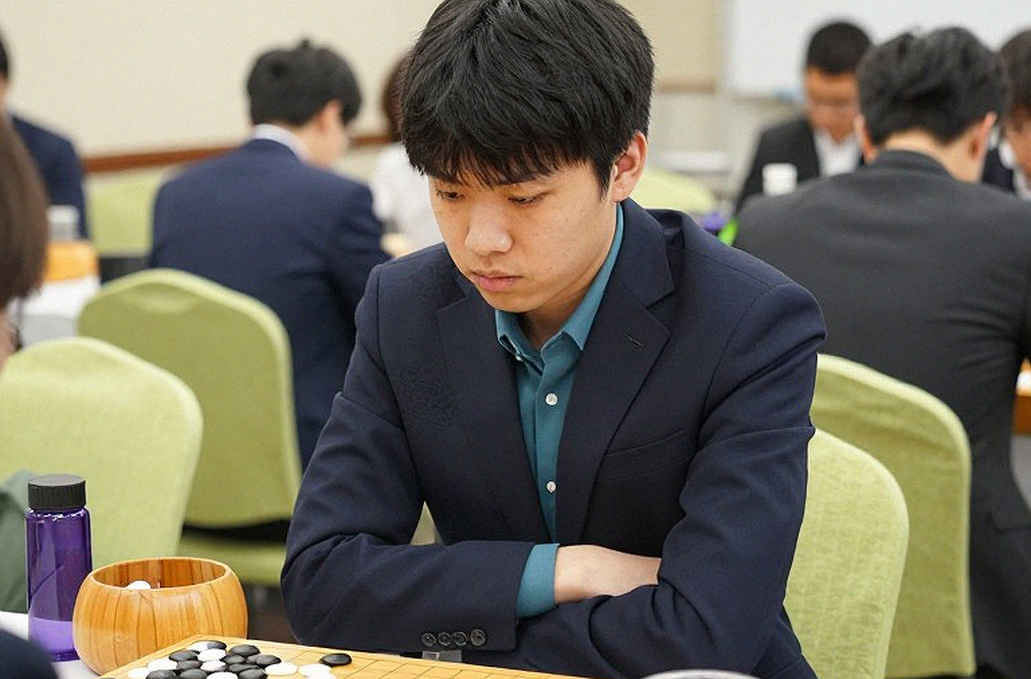 Metal Desks, Wired Mice, and a Round That Was Never Rolled Back: Riot Games Judges Itself in Shanghai Metal Desks, Wired Mice, and a Round That Was Never Rolled Back: Riot Games Judges Itself in Shanghai